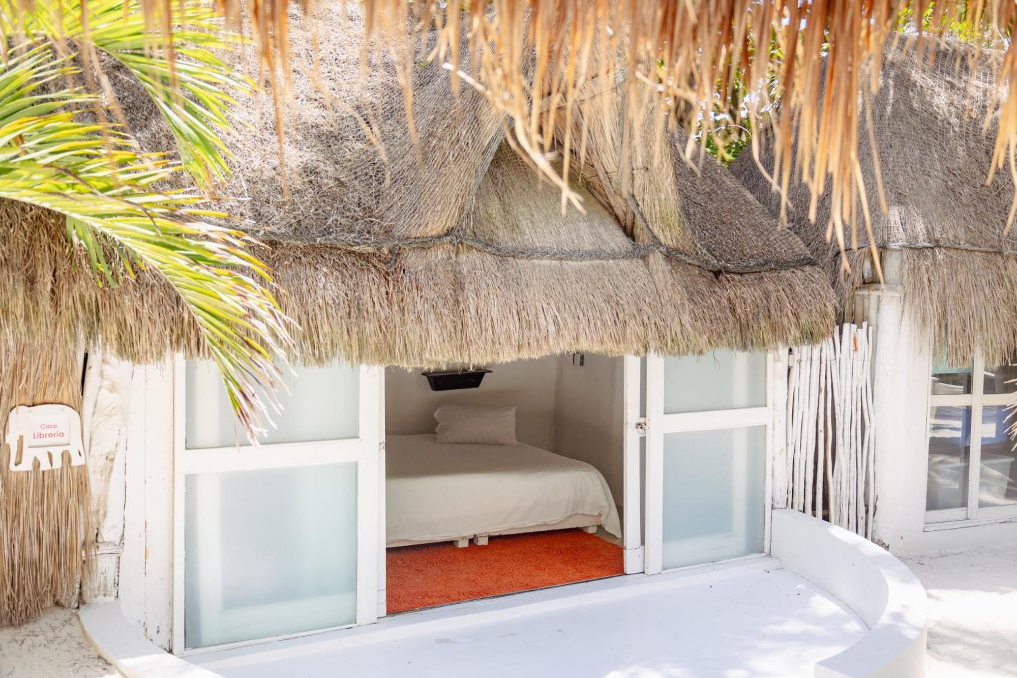 Shambala Beach House Tulum Eksteriør billede